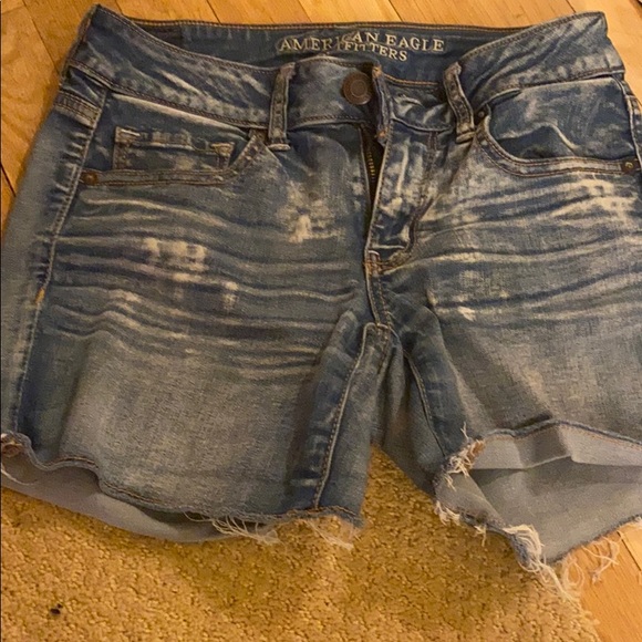 American Eagle Shorts - Picture 1 of 3
